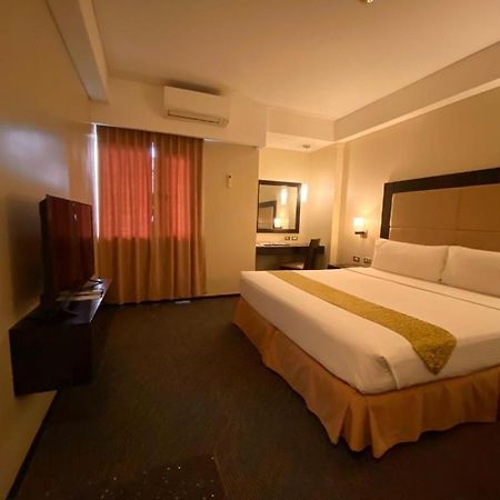 Mallberry Suites Business Hotel Cagayan de Oro Luaran gambar