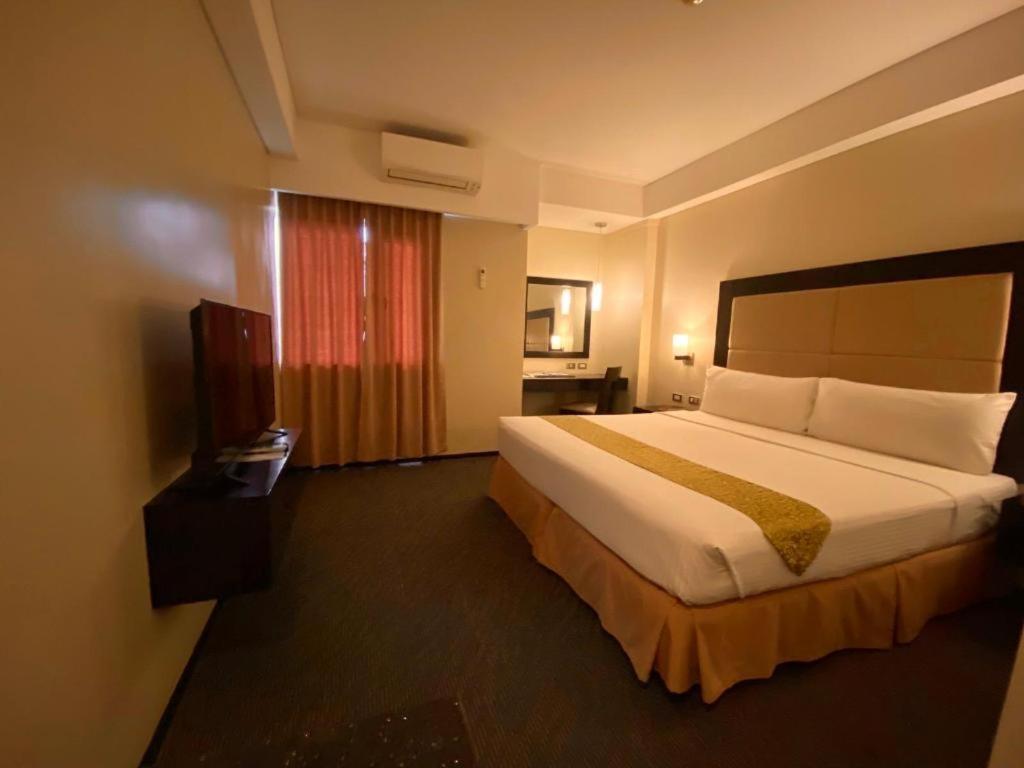 Mallberry Suites Business Hotel Cagayan de Oro Luaran gambar