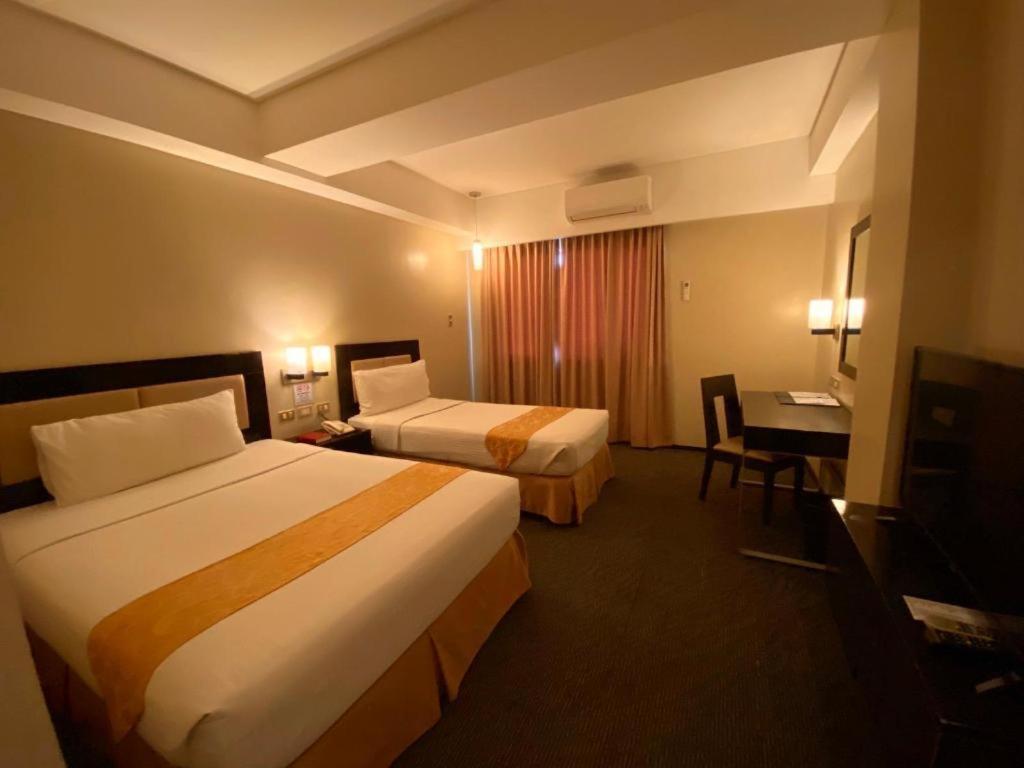 Mallberry Suites Business Hotel Cagayan de Oro Luaran gambar