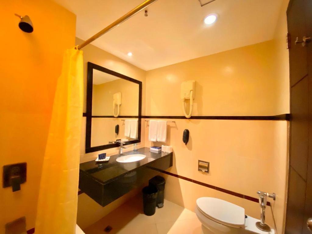 Mallberry Suites Business Hotel Cagayan de Oro Luaran gambar