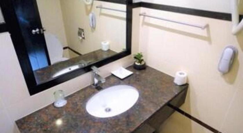 Mallberry Suites Business Hotel Cagayan de Oro Luaran gambar