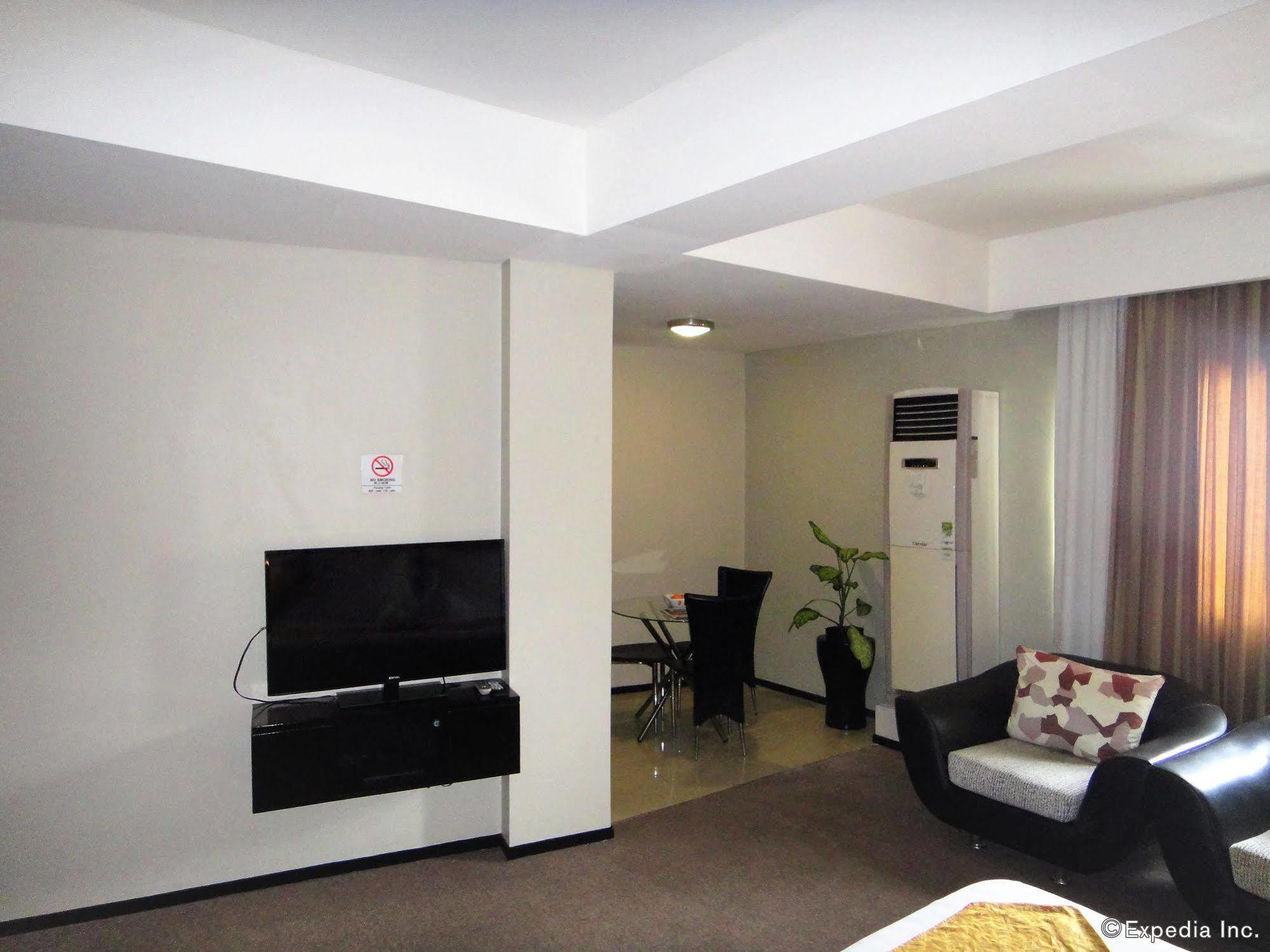 Mallberry Suites Business Hotel Cagayan de Oro Luaran gambar
