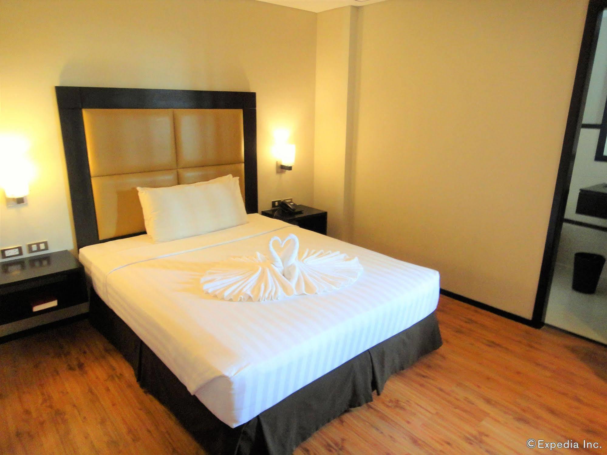 Mallberry Suites Business Hotel Cagayan de Oro Luaran gambar