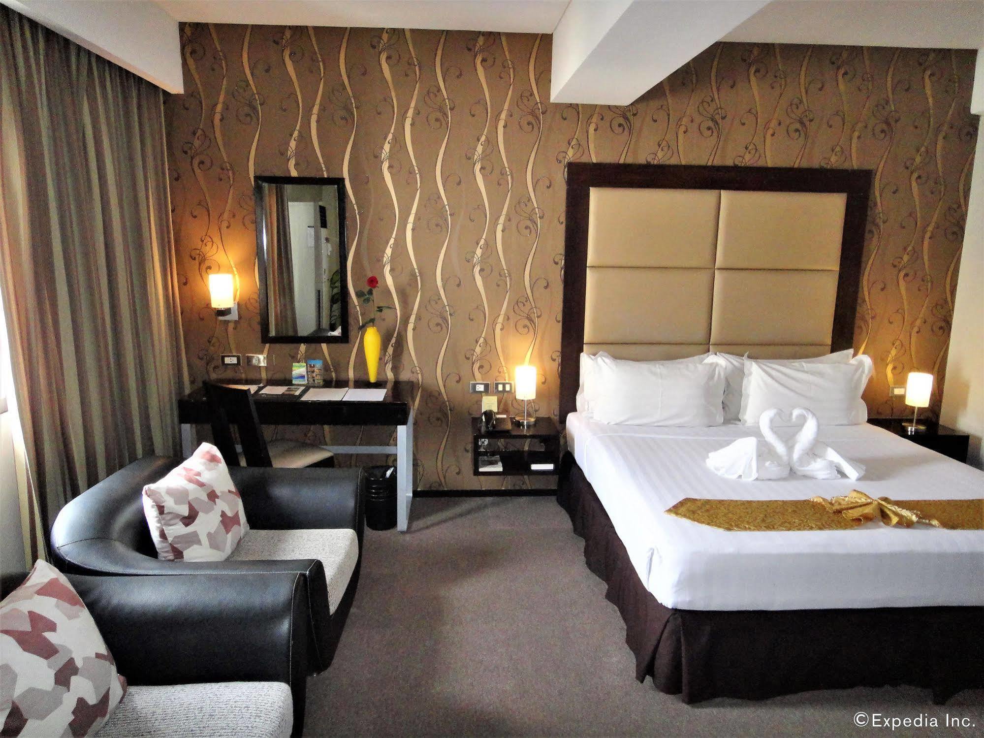Mallberry Suites Business Hotel Cagayan de Oro Luaran gambar