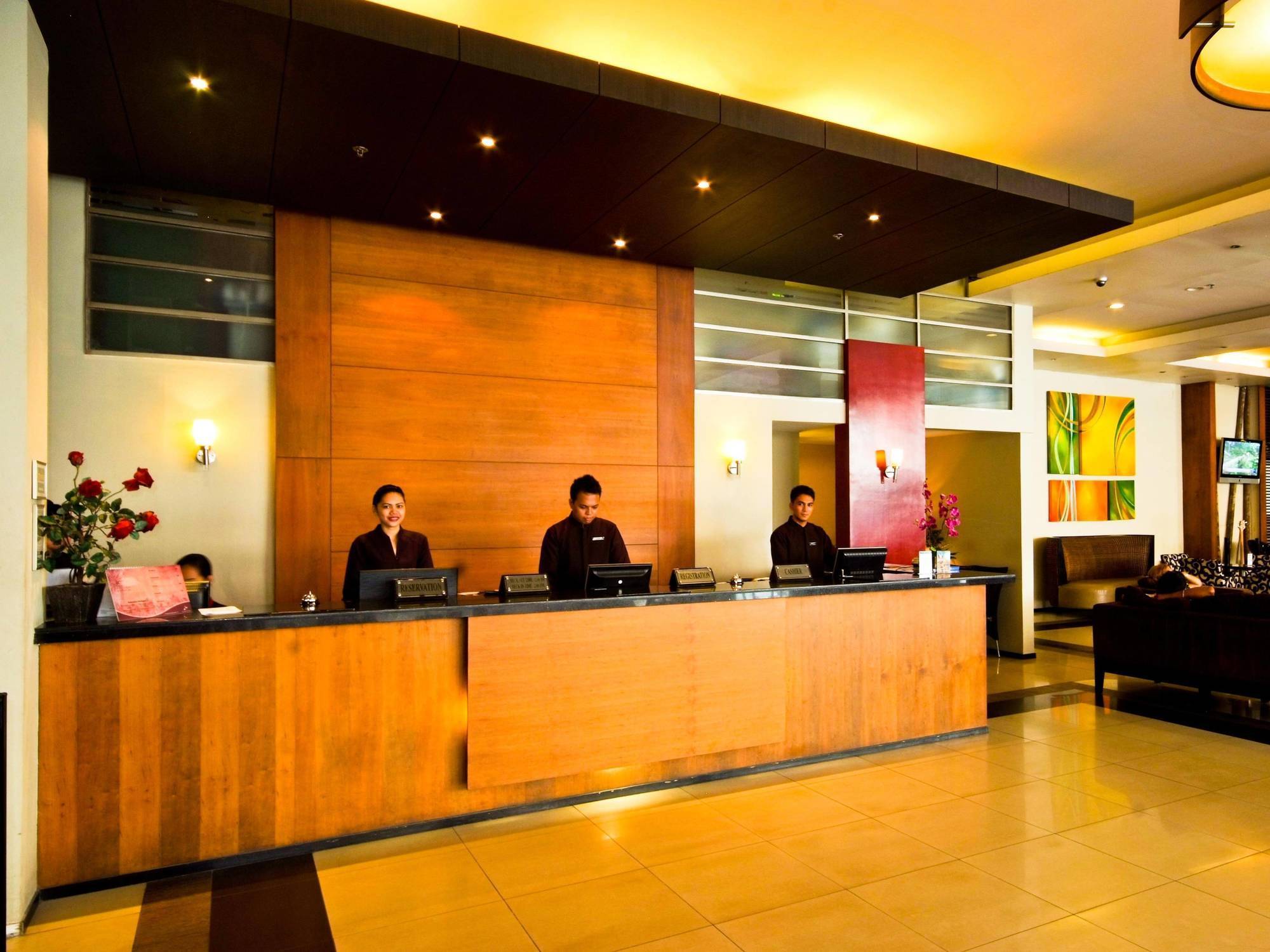 Mallberry Suites Business Hotel Cagayan de Oro Luaran gambar
